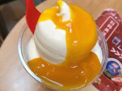 豪华杯芒果谷物芭菲-DQ·蛋糕·冰淇淋(高新万达店)