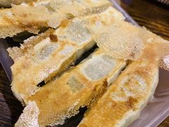 -花儿姐与战哥的美食档