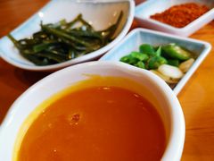 -唯成•韩国炭火烤肉 유성고기