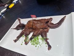-丽华园·武汉地标楚菜餐厅(青山江滩店)