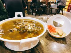 酸菜牛蛙-庆合府重庆大排档(紫都城店)