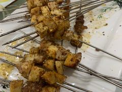 奶渣-清真磊磊烧烤老店(饮虎池街34号店)