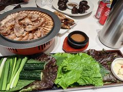 -百年石锅饭(阿里郎美食街店)