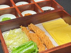 -鲁采LU STYLE(新天地店)