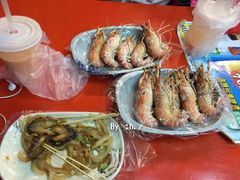 -六合夜市