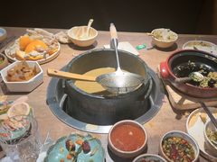 -蘑界·野生菌火锅(深业上城店)