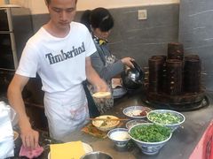 -曾笼笼牛肉饼