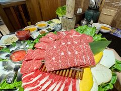-木槿花韩式炭烤·熟成肉工坊(孙文东路店)
