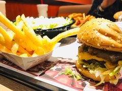 -The Habit Burger Grill 哈比特汉堡(复兴soho店)