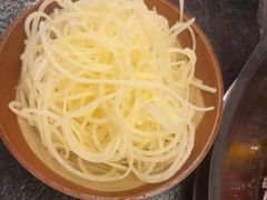-渝井巷重庆老火锅(沈阳吉祥店)
