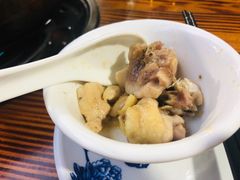 -大眼强五杯鹅·桑拿鸡煲