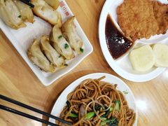 -小姜锅贴(凤凰街店)