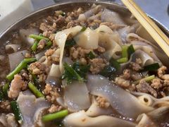 -正宗杨记普洱酸醋米线(总店)