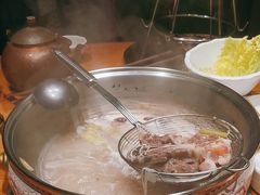 -娜仁图雅蒙古美食村(33小镇店)