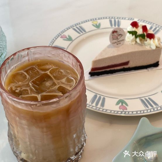 雪之恋蛋糕甜品店
