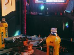 -依呀呀ktv烧烤小串(中山西路店)