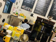 -HELLO 27 意面·沙拉·帕尼尼