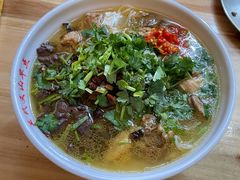 -文山荷鲜居(翠湖店)