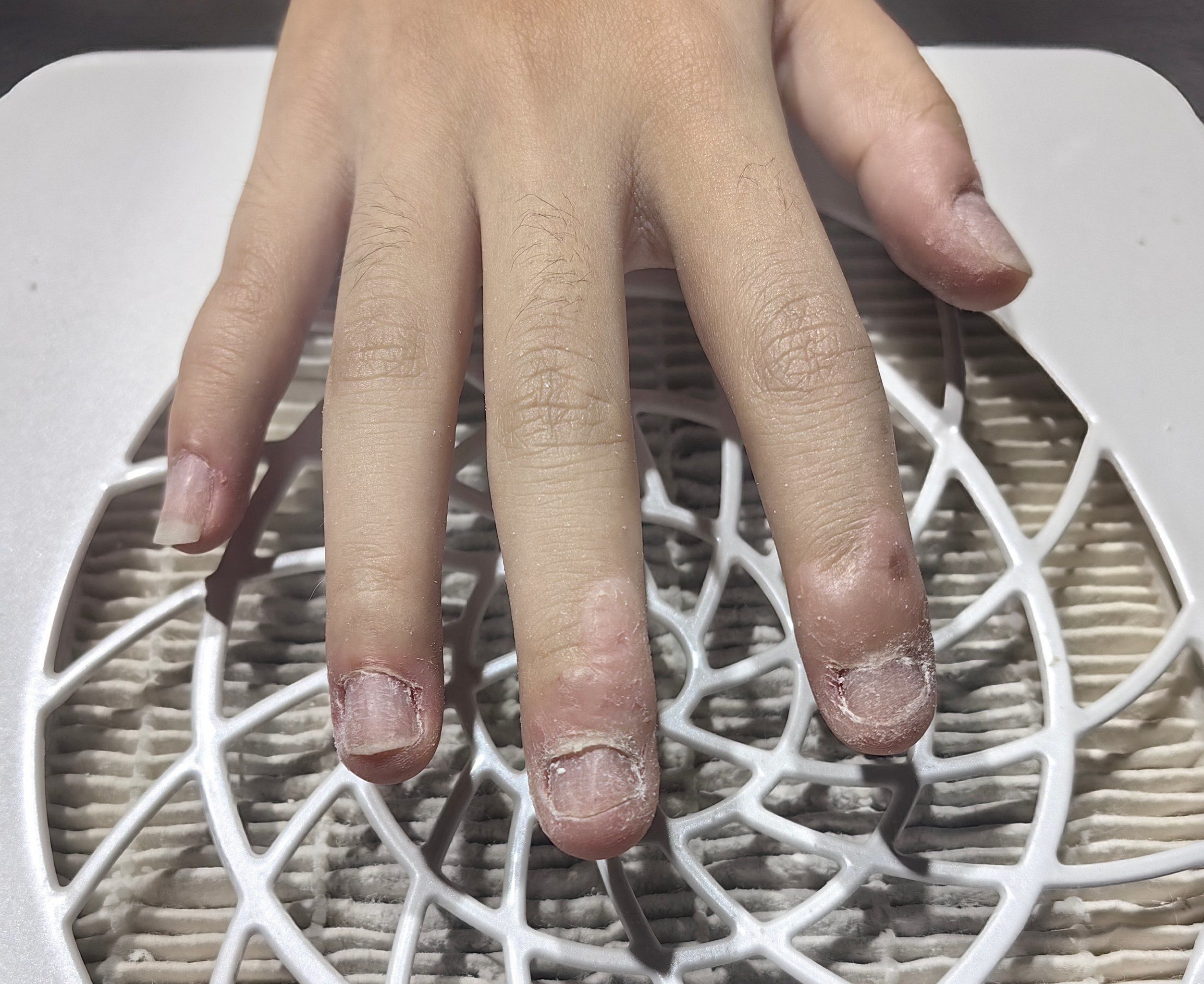 ta说我手丑～不适合做指甲