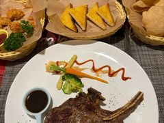 -又见马甲M8融合西餐厅(体育中心店)