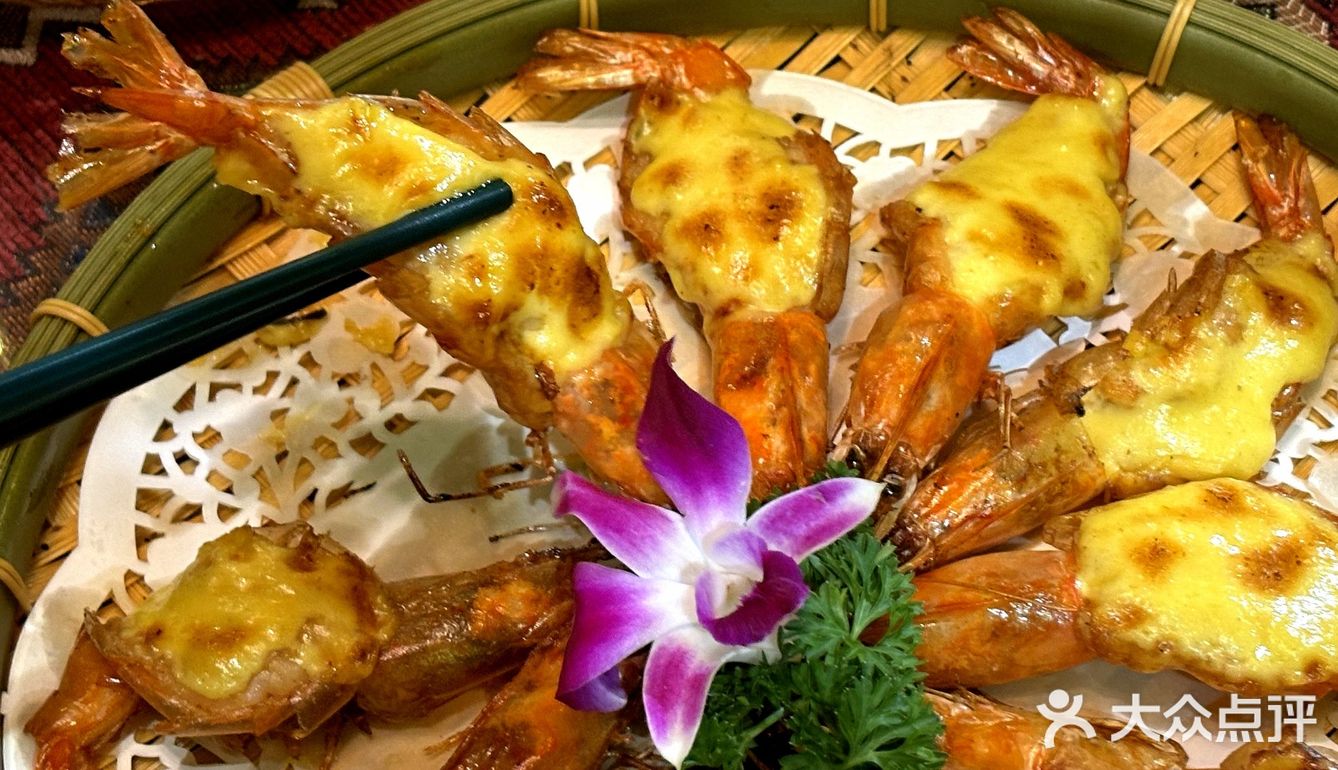 🍽️三亚美食秘境：瘾三寻餐厅🍽️
