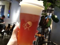 金凤茶王-喜茶(上海正大广场店)