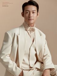 点击看大图 -至臻微拉婚纱摄影