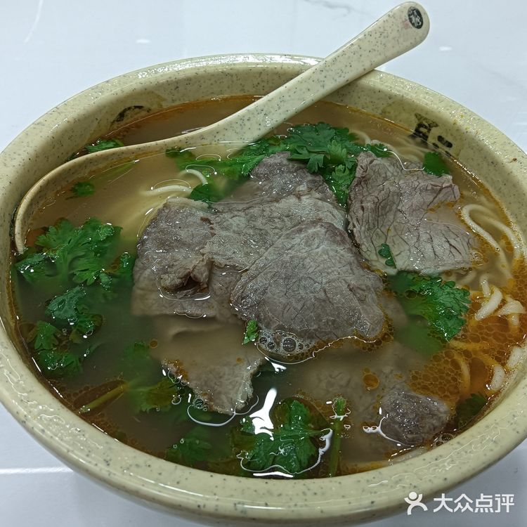 五月也在吃