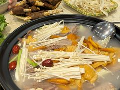 -九寨特色牦牛肉汤锅 羊肉汤锅