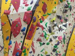 -问山MountQuest攀岩馆