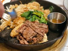 里脊煎盘饭-TAMATI(巴黎贝甜韩式西餐厅店)