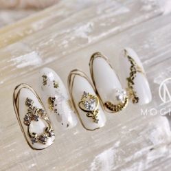 -Pink You美甲洗眉纹绣定制中心