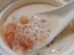 桃胶西米露糖水-轩记海鲜餐厅·四十五年老字号·经典粤菜(西区彩虹店)