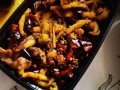 -扒虾小妹儿麻辣海鲜(宏图街店)