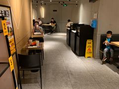 -麦当劳(中山公园龙之梦店)