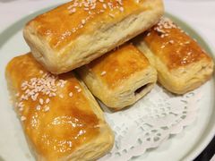 蜜汁叉烧酥-上海1号私藏菜(静安店)