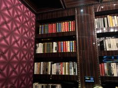 -GAGA主题量贩式KTV平价店(工大店)