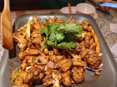 干锅鸡翅牛蛙-炭舍干锅(华发商都店)