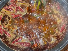 -黄潇洒老火锅(九眼桥宏济巷店)
