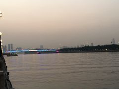 -广州塔卢特斯法国旋转餐厅