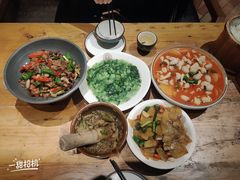 -老滇山寨•云南特色菜•地方菜•民族风情歌舞表演(金碧店)