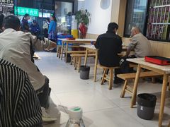 -郑记•不夜城烧烤•龙虾•虾蟹(黄鹤楼店)