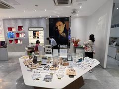 -茂昌眼镜(南京西路店)