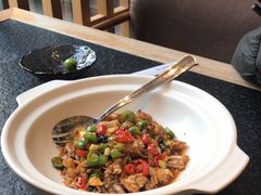 -鱼鲜饭香·招牌汽锅剁椒鱼头王