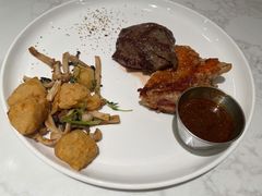 香煎黑椒牛扒拼鸡皇扒-卡朋西餐(较场西路店)