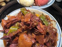 -刘淑芬·活鱼铁锅炖(北京首店)