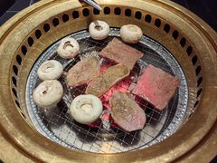 -山川小町·极番烧肉(新地假日广场店)