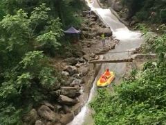 游乐设施-崇州九龙峡漂流