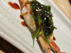 火炙松叶蟹脚手握-初居食屋日式料理(万象城购物中心店)