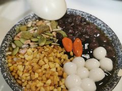 -菌子鲜汤野生菌锅